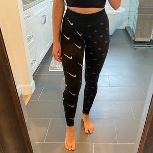 Nike leggings